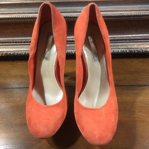 Orange suede H by Halston heels size 7 - Picture 2 of 8